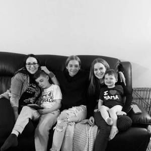 Meet your Posher, Leah